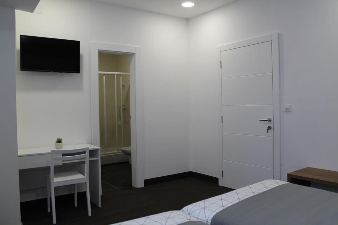 Motel Korzo Bihać エクステリア 写真
